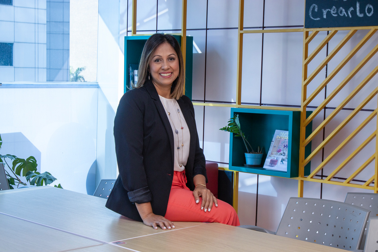Carolina Melédez, fundadora y directora de Conecta Comunicaciones
