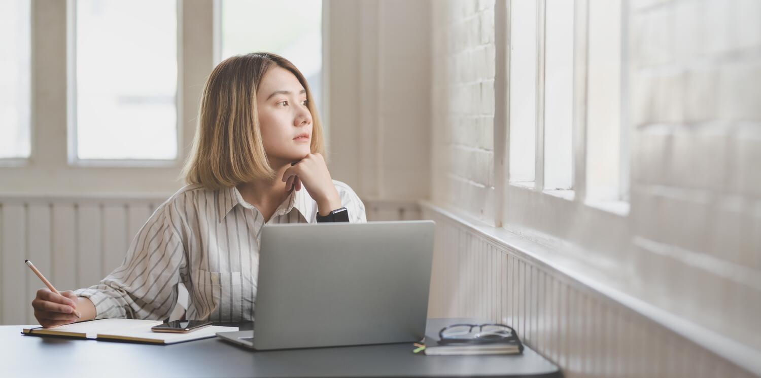 5 formas sencillas de dar apoyo emocional a tus empleados (y evitar el agotamiento de fin de año) 