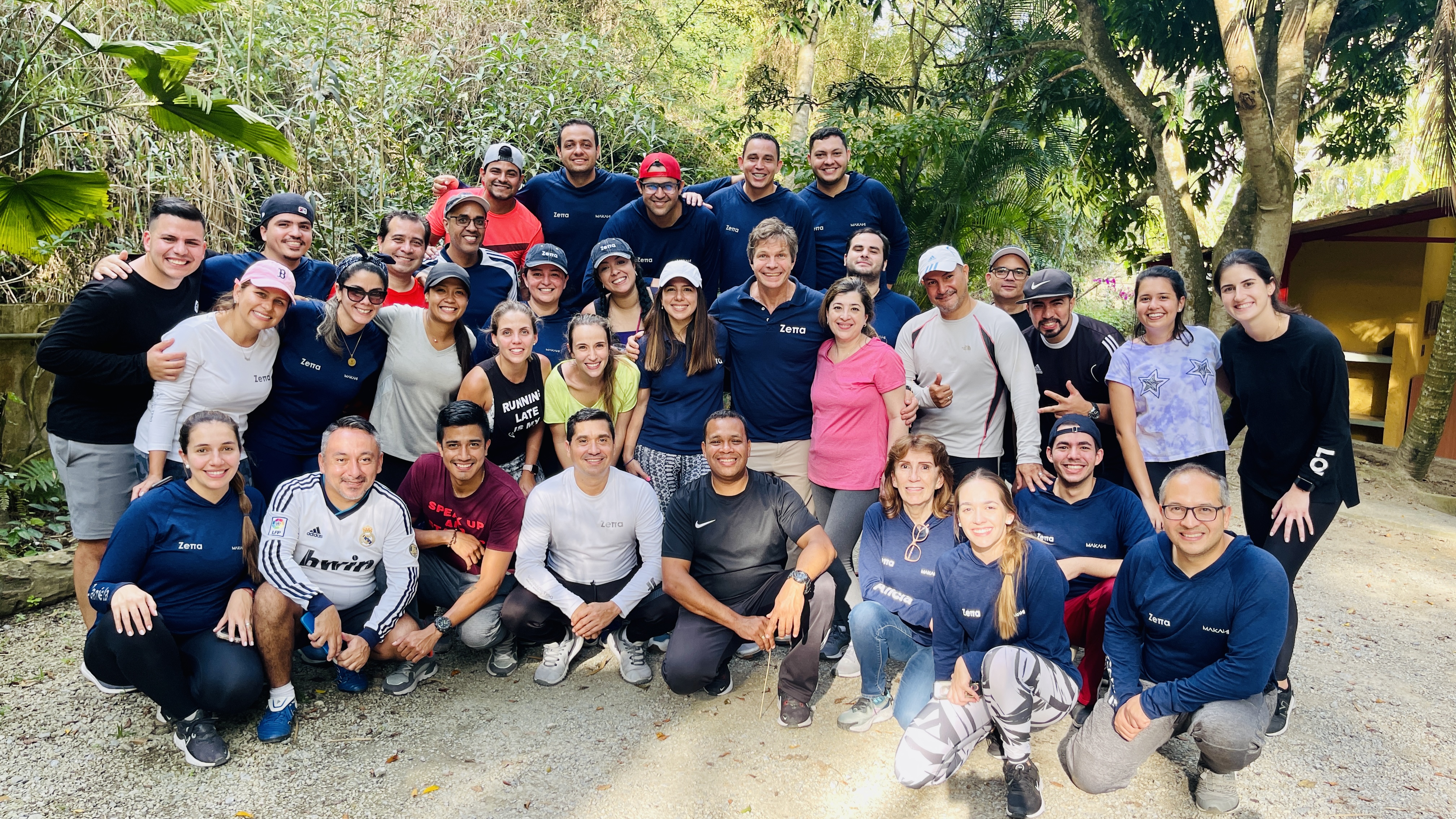 Actividad de integración para celebrar el inicio del Año Fiscal 2.022 en el Camping Shangrilá